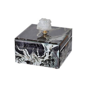 Caja de anillo de resina cuadrada en un diseño fabuloso perfecto para organizar mini pulseras y brazaletes - Product Image 6