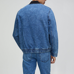 แจ็กเก็ตผ้าเดนิมสำหรับผู้ชายพิมพ์ลายทั้งหมดพร้อมดีไซน์ผ้ายีนส์ทันสมัยใส่สบายสำหรับฤดูใบไม้ผลิ - Product Image 6