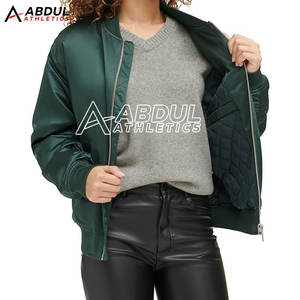 แจ็คเก็ตบอมเบอร์ผู้หญิงสุดฮิต ให้ความสบายและอบอุ่น เหมาะสำหรับใส่เที่ยวเล่นในฤดูหนาวแบบสบายๆ - Product Image 5