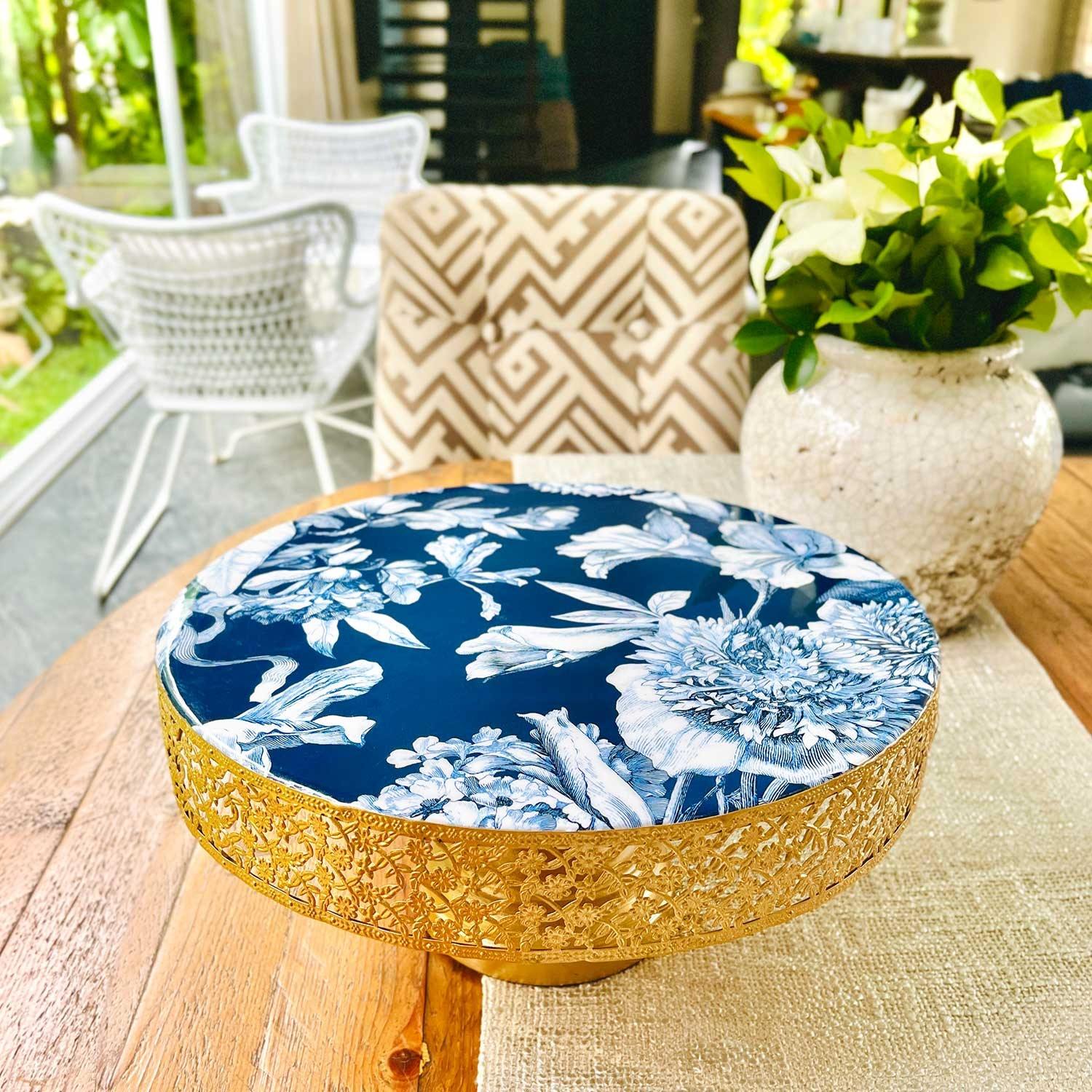 various colour options