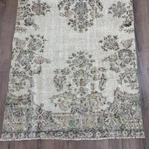 Alfombra Vintage de 3.3x9.3 pies, Alfombra Turca con Borde Gris de Lana - Product Image 2