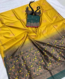 CRÉATEUR LICHI SOIE BIOLOGIQUE BANARASI SAREE AVEC CHEMISIER NON COUDU FESTIVAL WEAR PRIX DE GROS VÊTEMENT ETHNIQUE JAUNE - Product Image 1