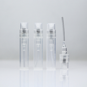 Vente <span class=keywords><strong>en</strong></span> <span class=keywords><strong>gros</strong></span> de flacons pulvérisateurs cosmétiques <span class=keywords><strong>en</strong></span> plastique givré de haute qualité, 1,5 ml, atomiseur de parfum pour les soins de la peau - Product Image 2