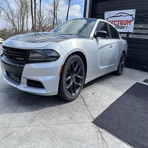 DODGE CHARGER SXT 2021 D'OCCASION MEILLEURES VENTES – Modèles droitier et gaucher disponibles - Product Image 1
