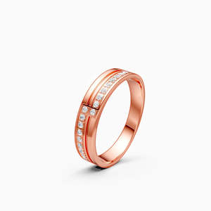 Anillo de banda para mujer con diamante cultivado en laboratorio Imperia Bar de 0,14 quilates en oro amarillo, blanco y rosa de 9 quilates - Product Image 1