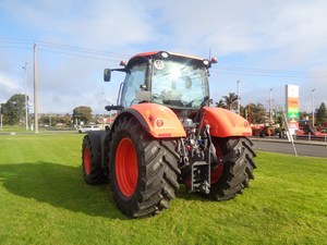 รถแทรกเตอร์ล้อยาง MX600 ปี 2019 ขับเคลื่อน 4 ล้อ 60 แรงม้า รถไถนาสำหรับงานเกษตร สินค้าใหม่แกะกล่อง - Product Image 6