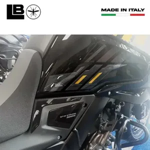 Kit Adesivi Protettivi 3D Completo Compatibile con Suzuki V-Strom 1050 Gold, Adesivi per Moto - Product Image 3