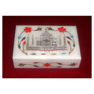 Nuevo diseño de Taj Mahal con incrustaciones de mármol blanco puro con acabado fino y caja de joyería con forma de rectángulo de superficie suave y brillante - Product Image 1