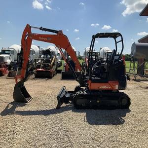 Mini pelle Kubota KX057-5 d'occasion, 5,5 tonnes, machine de terrassement lourde pour les chantiers de construction, disponible au prix de gros - Product Image 6