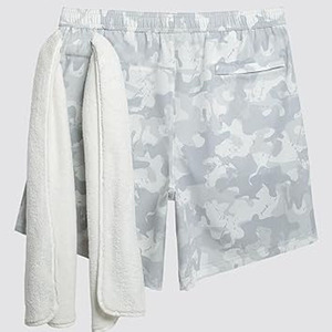 Pantalones cortos de seda de hielo de verano con diseño impreso y bordado de logotipo personalizado OEM pantalones cortos deportivos informales holgados ultrafinos de marca de moda para hombre - Product Image 3