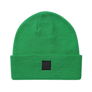 Gorros de invierno con logotipo bordado de punto, gorros Unisex elásticos, ropa de calle para exteriores, estilo Warn Jacquard Beanie Cap - Product Image 1