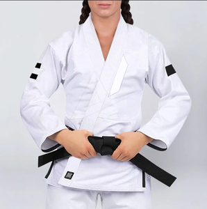 Uniformes de Jiu Jitsu Gi Premium para mujer, suaves y fuertes, ideales para práctica y torneos de Jiu Jitsu brasileño - Product Image 3