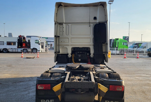 Cabeza de Tractor Usada XF 480 4X2 de Alta Calidad, Industrial, DIY, OEM, ODM, Garantía de 3 Años Disponible para Exportación - Product Image 3