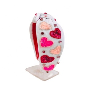 Happy Valentine's Day Bandeaux Perlés Indien Embelli À La Main Top Noué Accessoire De Cheveux Valentine Graine Perlé Bandeaux Pour Gi - Product Image 1