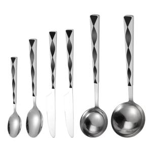 Elegante Juego de Cubiertos con Acabado Plateado para Hoteles, Restaurantes, Buffets, Eventos Especiales, Recepciones, Catering y Cenas Formales - Product Image 1