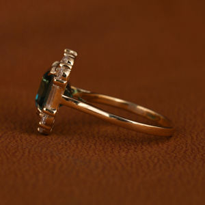 Anillo de compromiso de corte Asscher verde cultivado en laboratorio clásico chapado en oro de platino Anillo de diamante creado en laboratorio certificado IGI glamoroso - Product Image 6