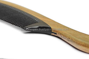 Peigne en corne de buffle à dents larges de haute qualité avec manche en bois pour les soins capillaires à domicile Original pour hommes et femmes à faible coût - Product Image 5