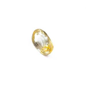 พลอยแซฟไฟร์สีเหลืองธรรมชาติจากเกาะศรีลังกา น้ำหนัก 6.31 กะรัต รูปทรง Asscher Emerald Radiant Oval Cut ไม่ผ่านการอบความร้อน - Product Image 3