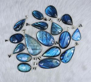 Bleu Labradorite Pendentifs Doublure Bleu Labradorite Pierre Précieuse Pendentif Lunette Pendentif En Gros Flashy Labradorite Collier Fournitures - Product Image 2