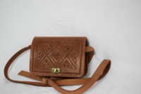 Sac en cuir véritable sculpté par Moroccansoul, fabriqué au Maroc, modèle 763