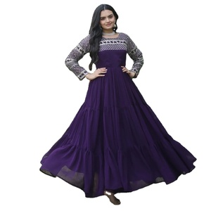 El último vestido Georgette de imitación de diseñador con Zari Sequence Work de Fab Zone para ropa india y pakistaní - Product Image 1