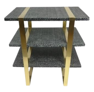 Escritorio de Resina Imitación Piel de Cangrejo Modelo DPC 0055 con Tres Cajones y Bandeja de Servicio de Mimbre/Ratán de Vietnam para Muebles de Sala - Product Image 3