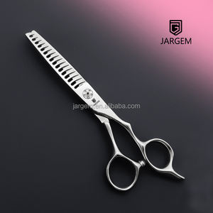 <span class=keywords><strong>Set</strong></span> di forbici professionali per il taglio dei capelli Kit forbici <span class=keywords><strong>da</strong></span> 6.0 pollici per parrucchieri <span class=keywords><strong>Set</strong></span> di forbici per capelli - Product Image 4