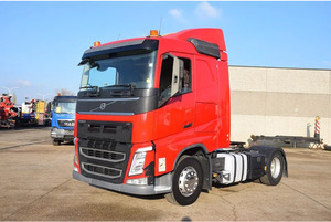 Camion tracteur Volvo FH 500 d'occasion 2022, 6x2, cabine à toit haut, bleu foncé, calandre chromée, phares LED - Product Image 1
