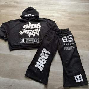 Survêtement empilé imprimé pour hommes de nouveau style d'approvisionnement direct d'usine Survêtement graphique pour hommes de couleur personnalisée de qualité supérieure - Product Image 1