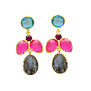 Pendientes colgantes de diseño único chapados en oro recién llegados con pendientes de latón con piedras preciosas de cuarzo rosa y azul - Product Image 1