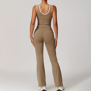 Vêtements de sport grande taille, vêtements de fitness pour femmes, ensemble de vêtements de sport de yoga avec logo personnalisé, ensemble de yoga avec logo personnalisé, vêtements de sport de haute qualité - Product Image 1