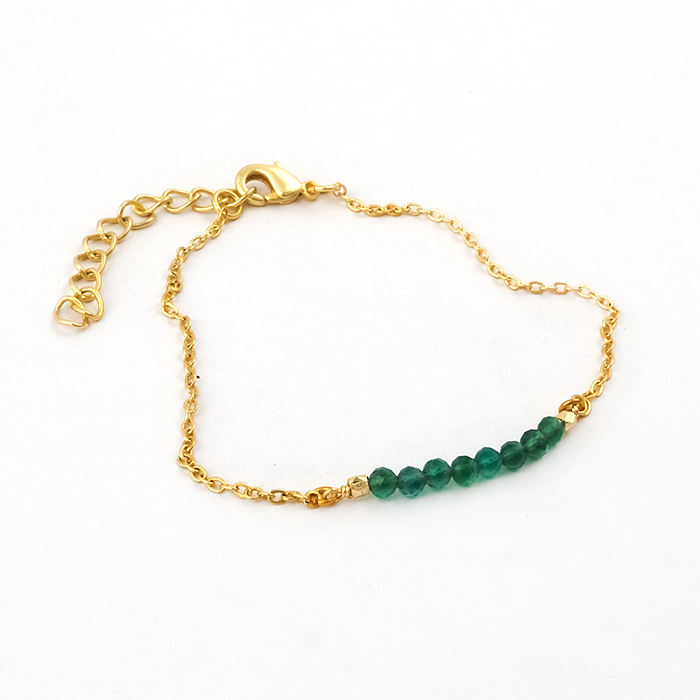 สีเขียว