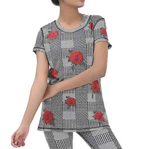 Top Design à la mode femmes Sublimation t-shirt en bas quantité minimale de commande en gros partout impression sublimation t-shirts pour les femmes - Product Image 2