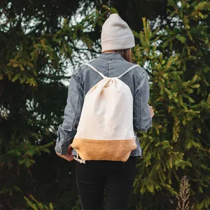 Borsa da Palestra Personalizzata in Juta EWELINA, Zaino Sportivo Promozionale Personalizzabile con Gadget - Product Image 2