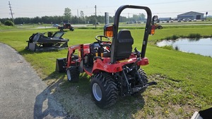 Achetez directement un tracteur agricole Massey Ferguson GC1725M avec moteur de 60 CV, pompe automatique, robuste, pour utilisation agricole - Product Image 5