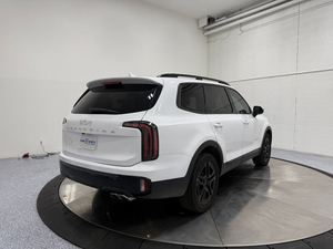 Kia Telluride SX X-Line AWD d'occasion 2024 - Product Image 4