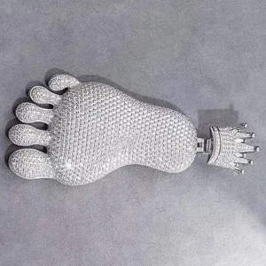 Colgante Hip Hop King Foot Iced con Moissanita Blanca, Chapado en Rodio, Plata de Ley 925, Unisex, Best Wish - Product Image 2