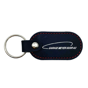 Conception personnalisée logo en creux promotionnel porte-clés rond en cuir PU végétalien - Product Image 6