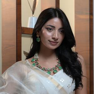 Collier Gajaah en argent 925 « La Terrasse du Nizam », un collier de mariée royal avec émeraude, rubis et diamants Polki pour femmes, occasions spéciales - Product Image 1