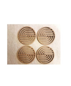 Posavasos de madera rústica que mejoran cualquier decoración interior al tiempo que ofrecen una protección fiable de la superficie contra derrames de bebidas - Product Image 1