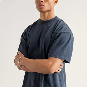 T-shirt pour hommes surdimensionné de style vintage T-shirt Boxy personnalisé T-shirt de rue lourd pour l'été T-shirts personnalisés pour hommes - Product Image 4