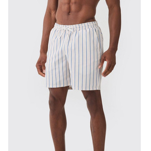 Shorts de Baño a Rayas de Longitud Media Personalizados OEM 2026, 100% Poliéster, Estilo Casual, Impermeables, Protección UV, Cierre con Cordón - Product Image 1
