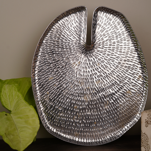 Plateau de service rectangulaire en métal artisanal petit carré doré pour cuisine salle à manger salon - Product Image 6