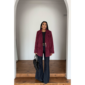 เสื้อแจ็คเก็ตลายอัลปาก้าทรงบอยเฟรนด์สำหรับผู้หญิง สีบอร์โดซ์ - Product Image 2