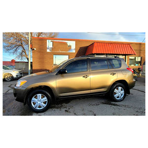 Se vende RAV4 con volante a la izquierda, interior oscuro, tracción en las cuatro ruedas, asientos de tela, neumáticos R16, transmisión automática y techo corredizo. - Product Image 3