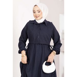 Costume de cérémonie en oxford 100% coton bleu marine rayé avec boléro et décoration boutonnée - Product Image 2