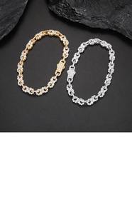 สร้อยข้อมือเทนนิสลายดอกไม้สีขาว ประดับด้วยเพชรโมอิสซาไนต์ระยิบระยับสำหรับผู้หญิง - Product Image 2