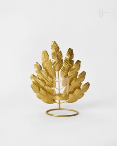 Porte-bougie décoratif en métal pour la décoration de la maison et des hôtels, utilisation en gros pour le Ramadan, imperméable et durable, couleur personnalisée - Product Image 1