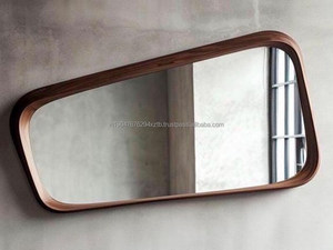 Espejo de Pared de Madera Asimétrico Art Deco Moderno Hecho a Mano, Diseño Ecológico en Forma de Lágrima - Product Image 4