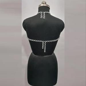 Top de armadura antigua pulida de acero medieval para mujer, traje ligero de cota de malla para Festival Rave - Product Image 4